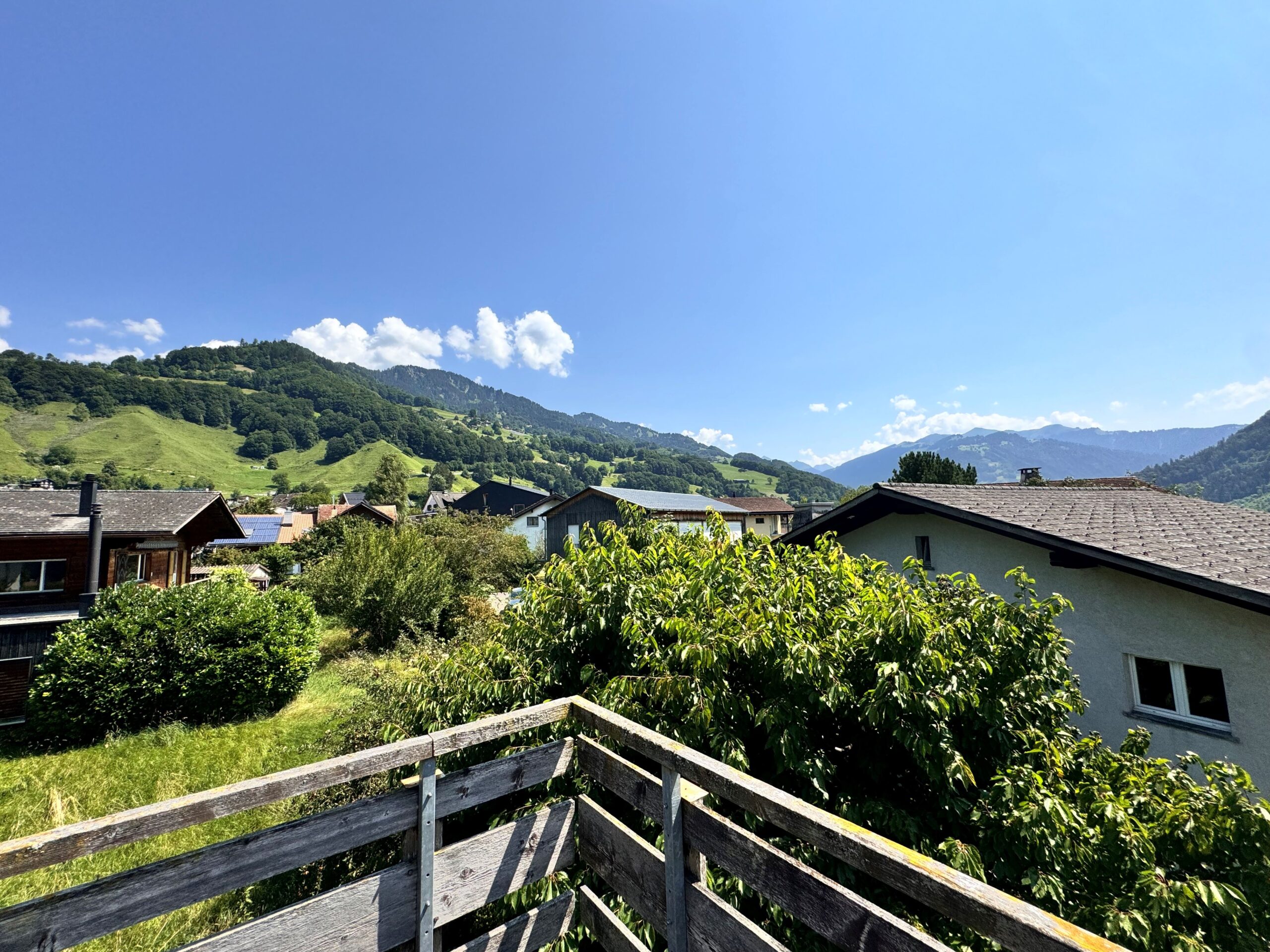 Aussicht Balkon 3.5 Zimmerwohnung